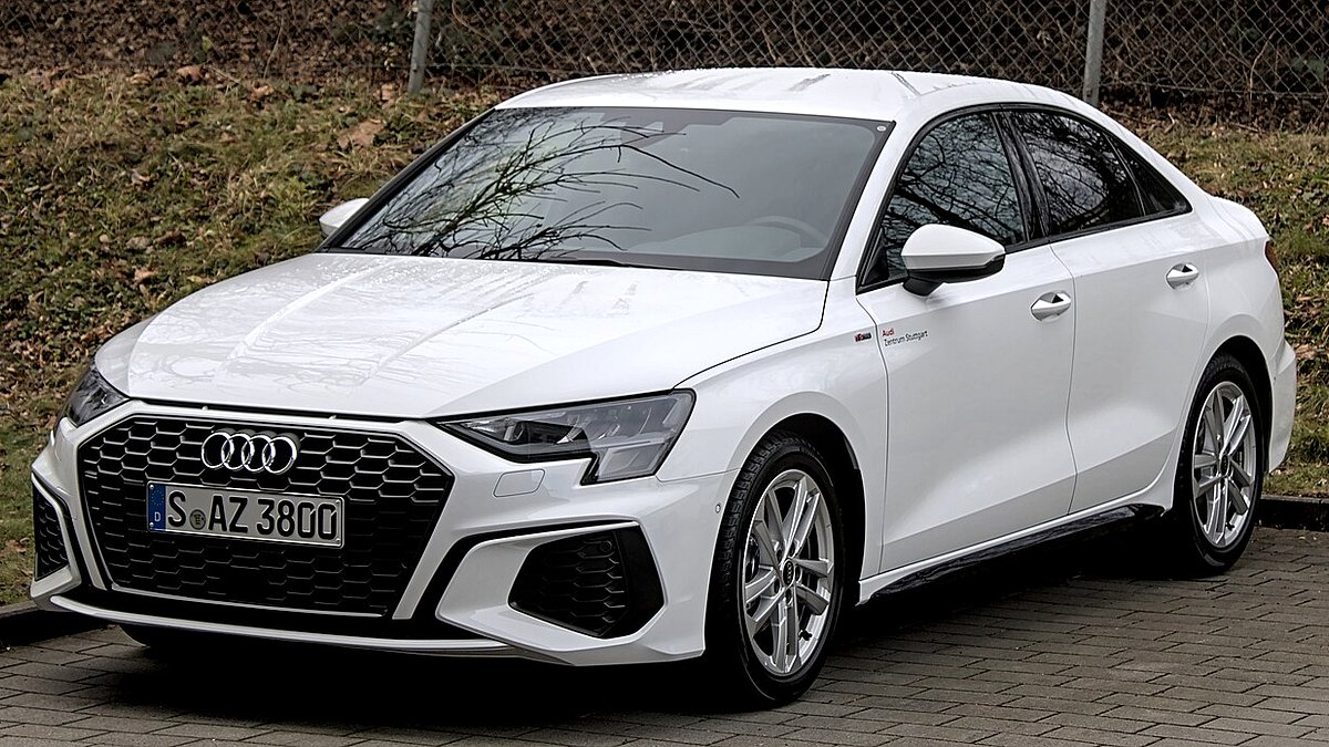 Audi A3 / A4 / Q3 Akü Takviye Cihazı